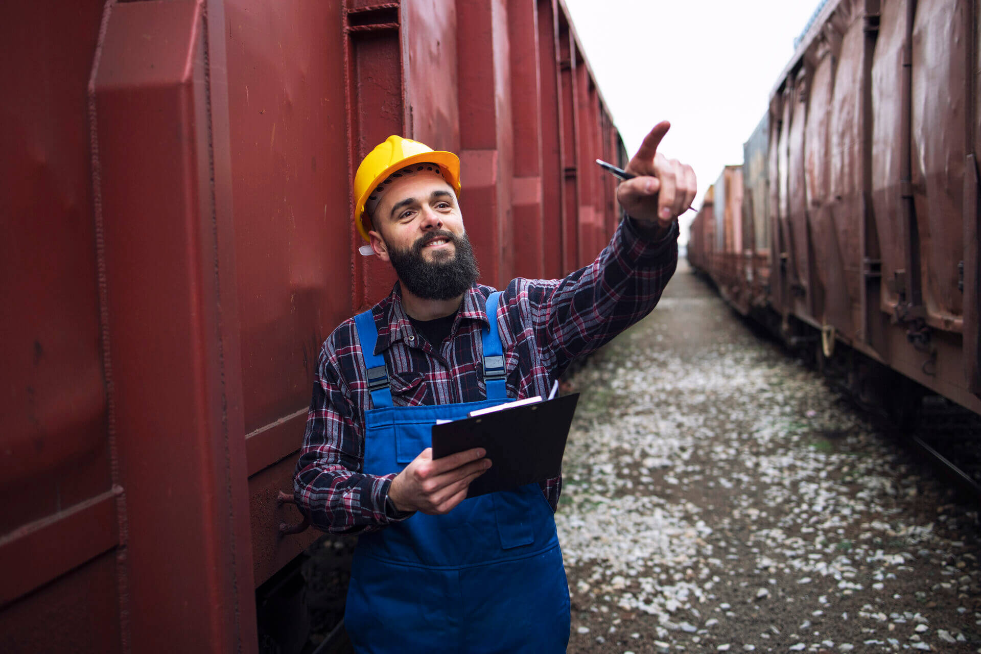 organizing-goods-export-via-freight-trains-1-e1735924318640